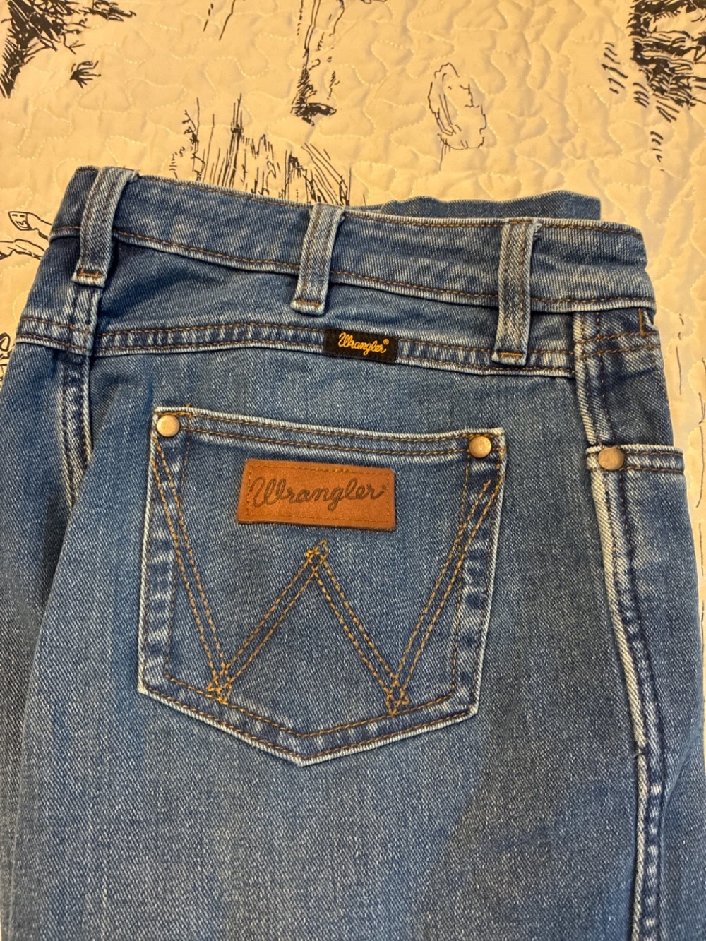 Wrangler High Ride Retro Trouser - Picture 2 of 7